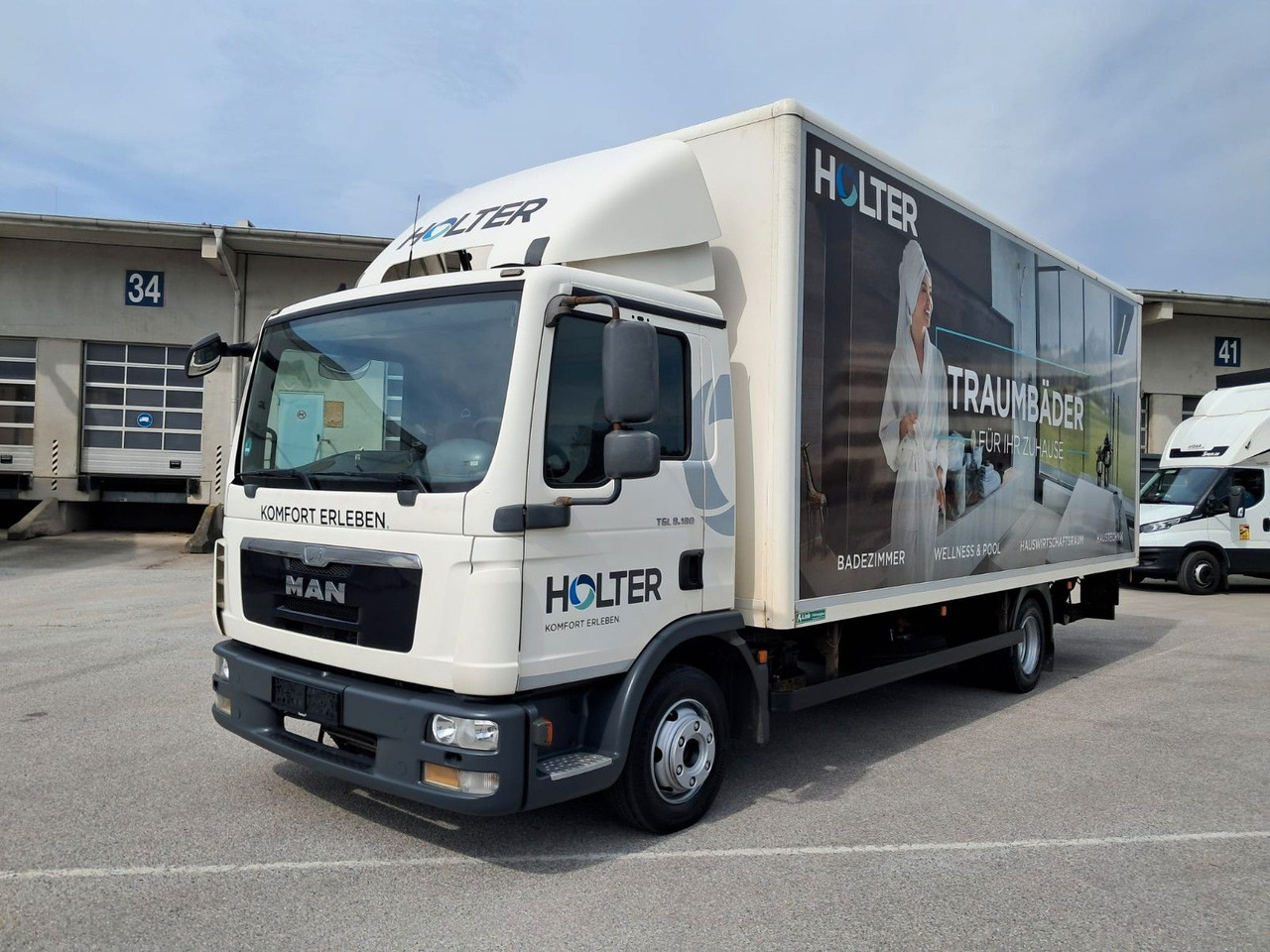 MAN TGL 8.180 Koffer mit LBW | Klima | Diff. | Tempo - Skříňový nákladní auto: obrázek 1 MAN TGL 8.180 Koffer mit LBW | Klima | Diff. | Tempo - Skříňový nákladní auto: obrázek 1