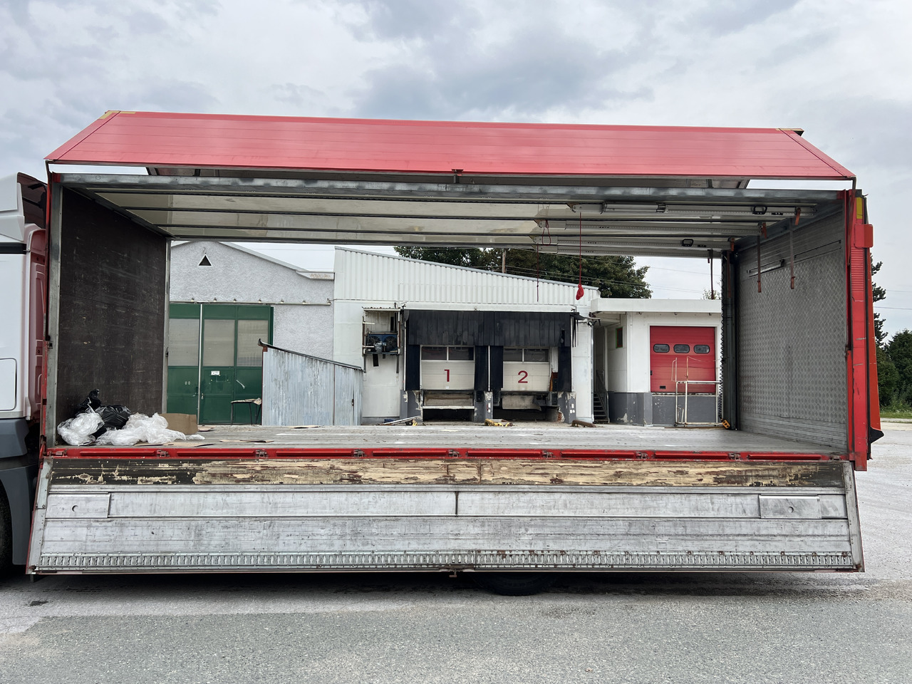 MERCEDES-BENZ ANTOS  1832 Getränkw.  LBW | Klima |  EURO 6 - Přepravník nápojů: obrázek 5 MERCEDES-BENZ ANTOS  1832 Getränkw.  LBW | Klima |  EURO 6 - Přepravník nápojů: obrázek 5