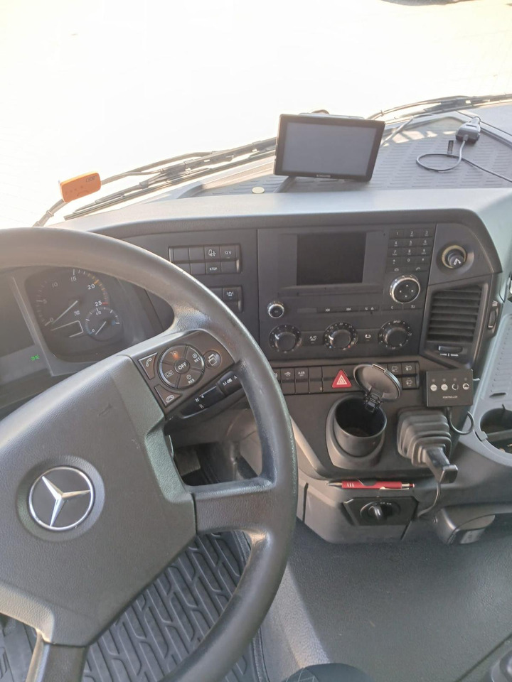 MERCEDES-BENZ AROCS 28.51 | 6x4| Klima | Retarder | Euro 6 - Nákladní automobil valníkový/ Plošinový, Auto s hydraulickou rukou: obrázek 5 MERCEDES-BENZ AROCS 28.51 | 6x4| Klima | Retarder | Euro 6 - Nákladní automobil valníkový/ Plošinový, Auto s hydraulickou rukou: obrázek 5