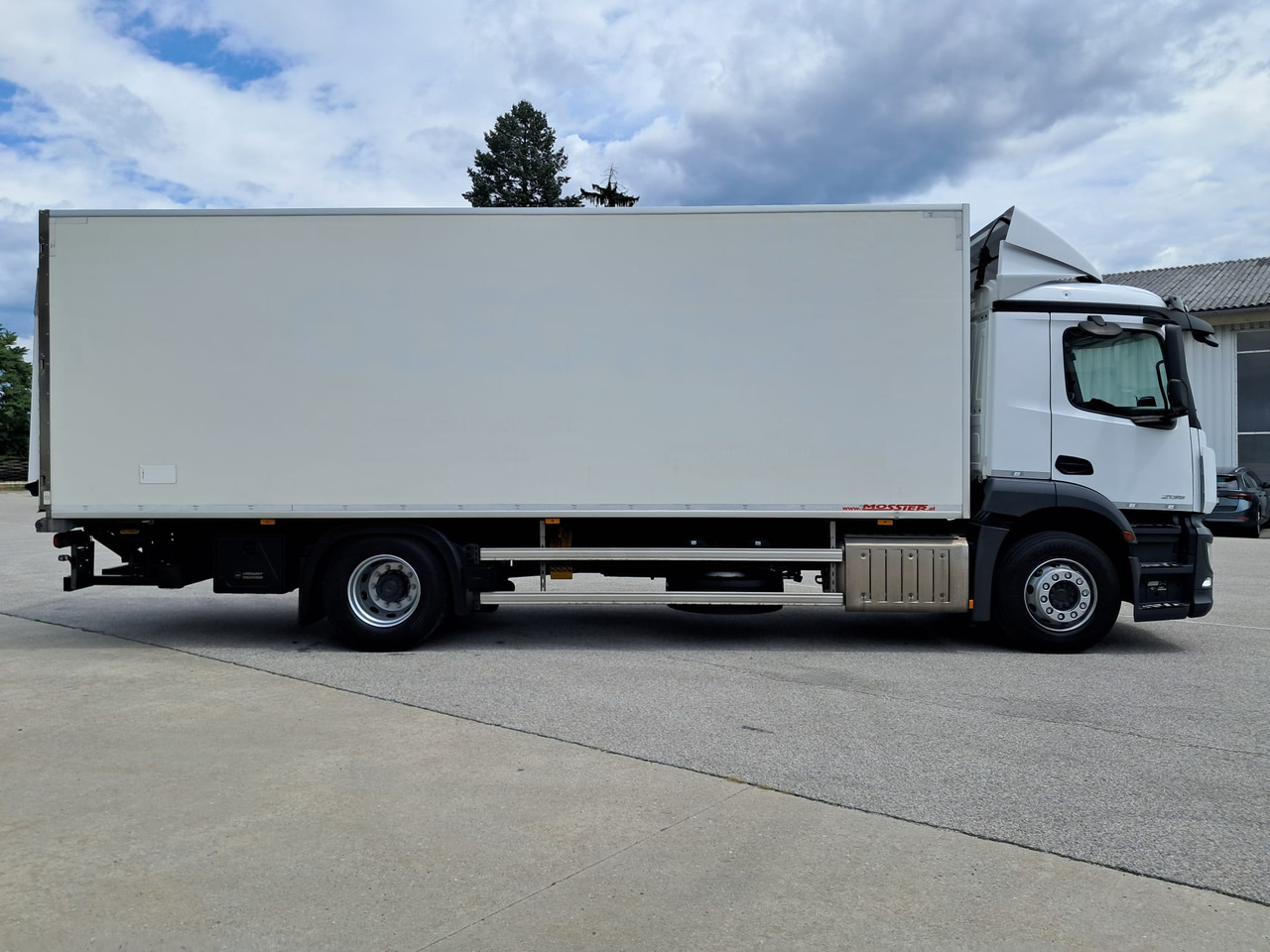 MERCEDES-BENZ Antos 2135 Kühlkoffer | Supra 850 | Standheizung - Chladírenský nákladní automobil: obrázek 3 MERCEDES-BENZ Antos 2135 Kühlkoffer | Supra 850 | Standheizung - Chladírenský nákladní automobil: obrázek 3