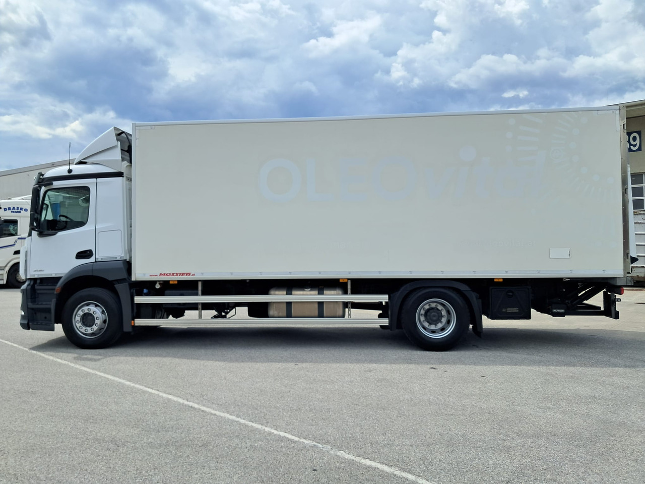 MERCEDES-BENZ Antos 2135 Kühlkoffer | Supra 850 | Standheizung - Chladírenský nákladní automobil: obrázek 4 MERCEDES-BENZ Antos 2135 Kühlkoffer | Supra 850 | Standheizung - Chladírenský nákladní automobil: obrázek 4