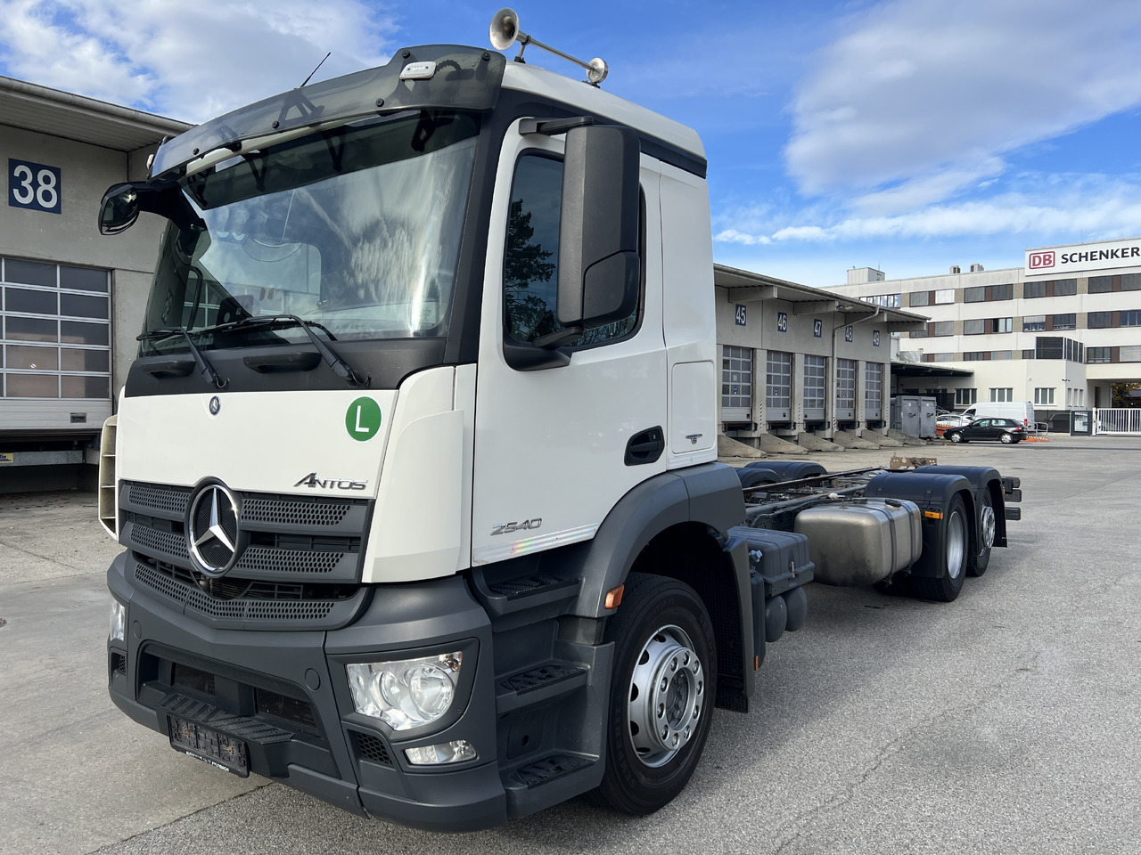 MERCEDES-BENZ Antos 25 40 | Standheizung | Klima | Liftachse - Podvozek s kabinou: obrázek 1 MERCEDES-BENZ Antos 25 40 | Standheizung | Klima | Liftachse - Podvozek s kabinou: obrázek 1