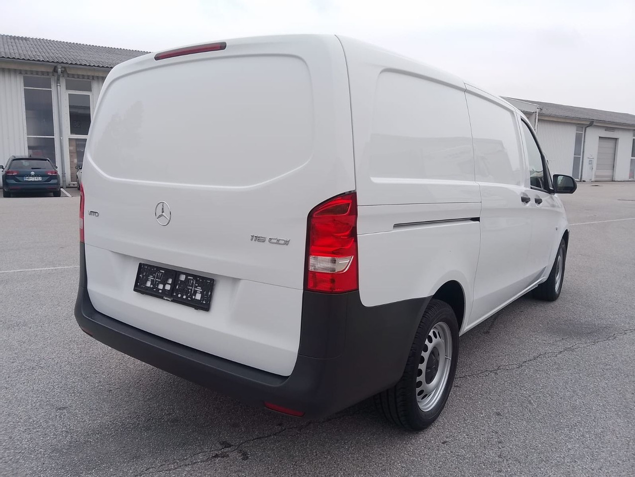 Mercedes-Benz VITO 116 CDI - Furgon: obrázek 3 Mercedes-Benz VITO 116 CDI - Furgon: obrázek 3