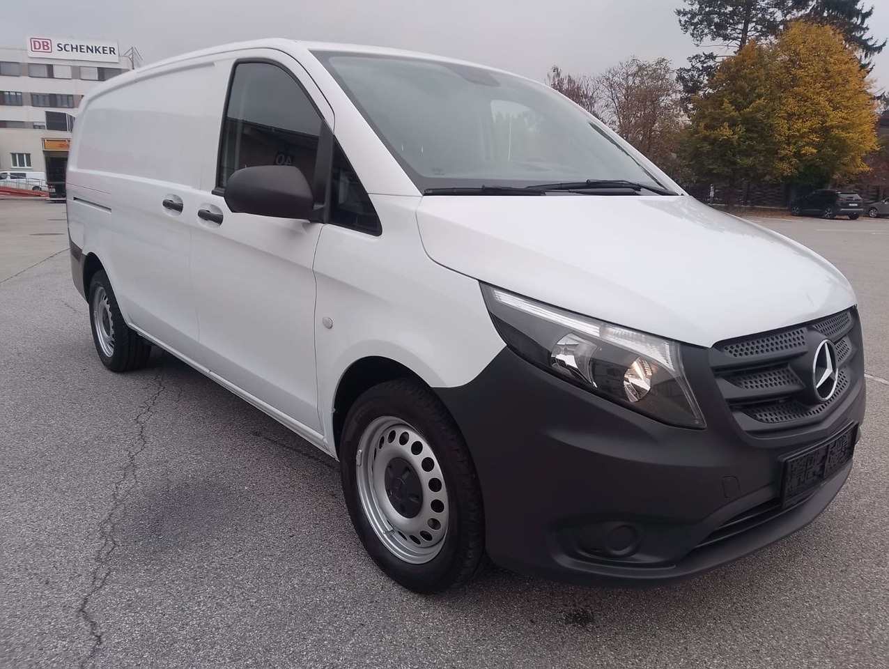Mercedes-Benz VITO 116 CDI - Furgon: obrázek 2 Mercedes-Benz VITO 116 CDI - Furgon: obrázek 2
