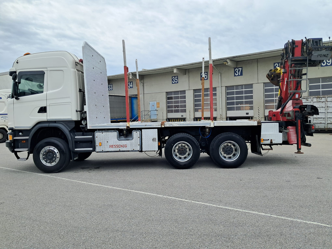 SCANIA G 490 6x6 Blatt-Blatt | Klima | Schaltgetriebe | Euro 6 | Penz-Kran 12Z | - Lesovůz, Auto s hydraulickou rukou: obrázek 4 SCANIA G 490 6x6 Blatt-Blatt | Klima | Schaltgetriebe | Euro 6 | Penz-Kran 12Z | - Lesovůz, Auto s hydraulickou rukou: obrázek 4