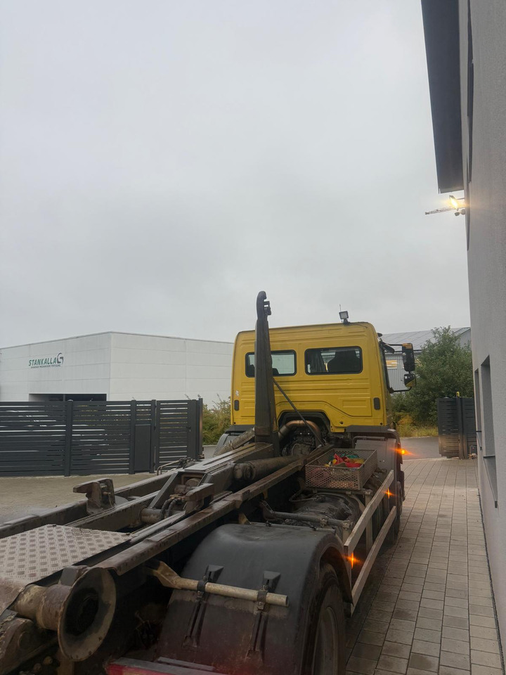 MERCEDES-BENZ AXOR 1829/ 18t Abroller TÜV/SP Neu - Hákový nosič kontejnerů: obrázek 5 MERCEDES-BENZ AXOR 1829/ 18t Abroller TÜV/SP Neu - Hákový nosič kontejnerů: obrázek 5