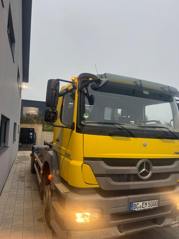 MERCEDES-BENZ AXOR 1829/ 18t Abroller TÜV/SP Neu - Hákový nosič kontejnerů: obrázek 3 MERCEDES-BENZ AXOR 1829/ 18t Abroller TÜV/SP Neu - Hákový nosič kontejnerů: obrázek 3