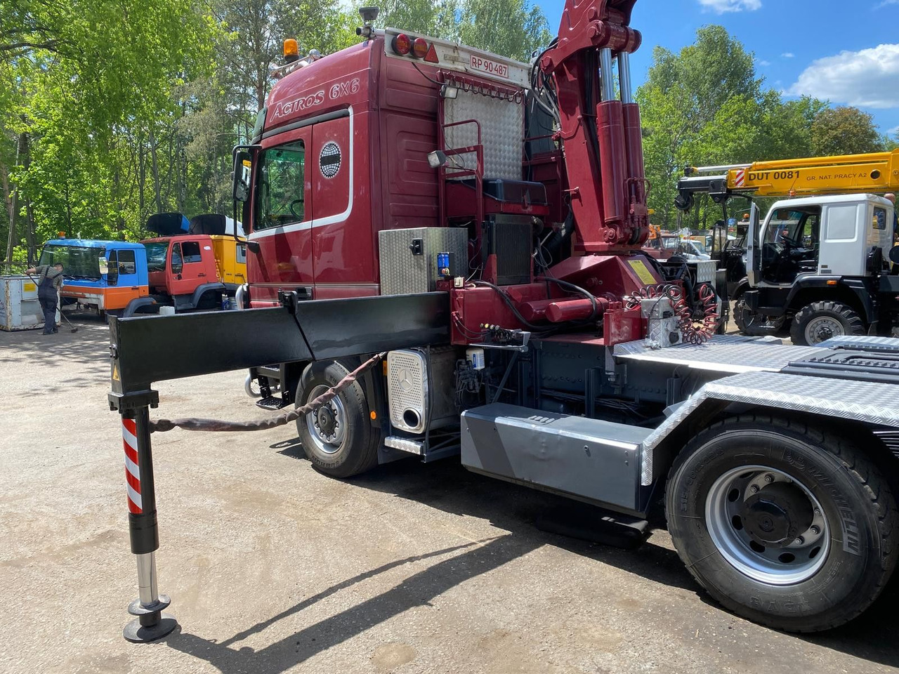 Mercedes-Benz ACTROS 3348 Kran HMF3720K4 Fly-Jip Fun k Klima - Auto s hydraulickou rukou: obrázek 5 Mercedes-Benz ACTROS 3348 Kran HMF3720K4 Fly-Jip Fun k Klima - Auto s hydraulickou rukou: obrázek 5