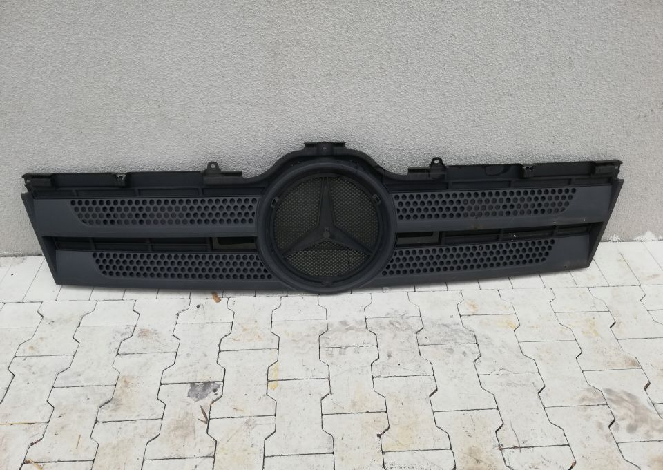 ATRAPA GRILL MERCEDES ACTROS MP4 ORYGINAŁ - Mřížka pro Nákladní auto: obrázek 1 ATRAPA GRILL MERCEDES ACTROS MP4 ORYGINAŁ - Mřížka pro Nákladní auto: obrázek 1