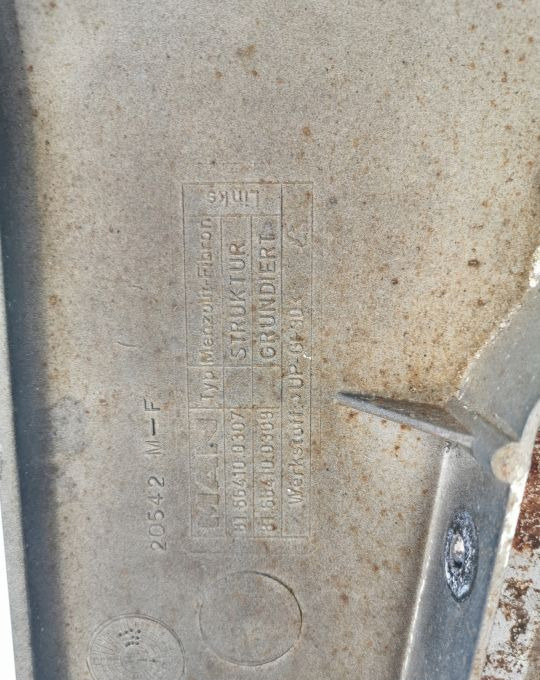 BANAN MASKOWNICA BŁOTNIKA MAN TGX RH. - Křídlo pro Nákladní auto: obrázek 2 BANAN MASKOWNICA BŁOTNIKA MAN TGX RH. - Křídlo pro Nákladní auto: obrázek 2