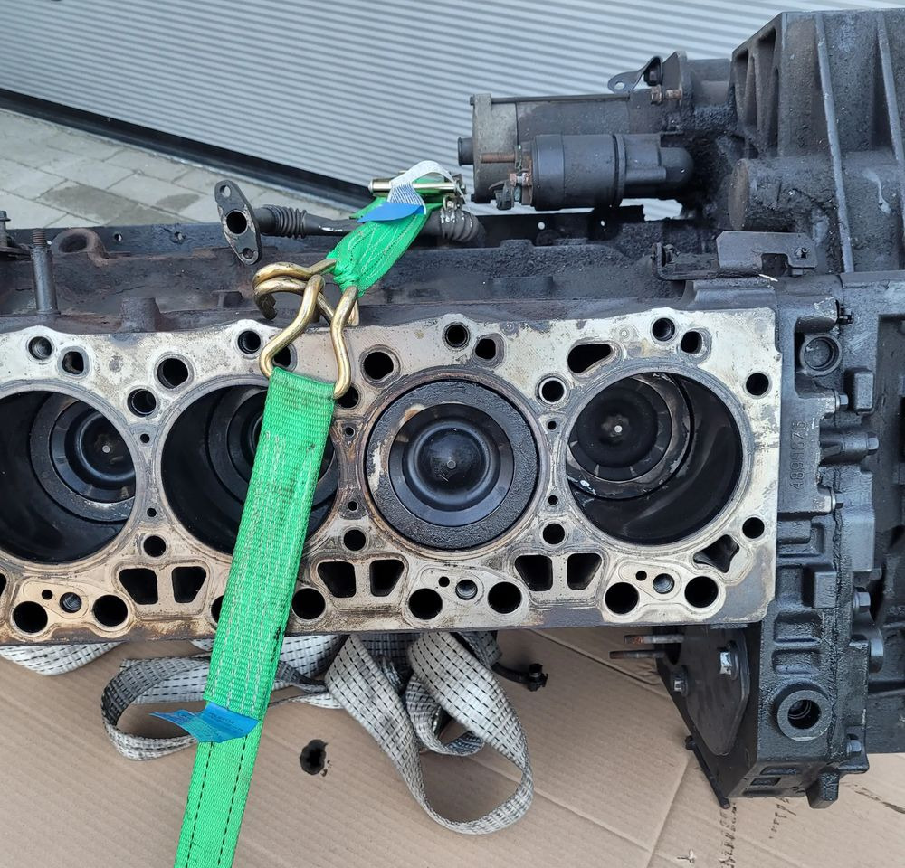 BLOK SILNIKA IVECO EUROCARGO E6 - Motor pro Nákladní auto: obrázek 2 BLOK SILNIKA IVECO EUROCARGO E6 - Motor pro Nákladní auto: obrázek 2