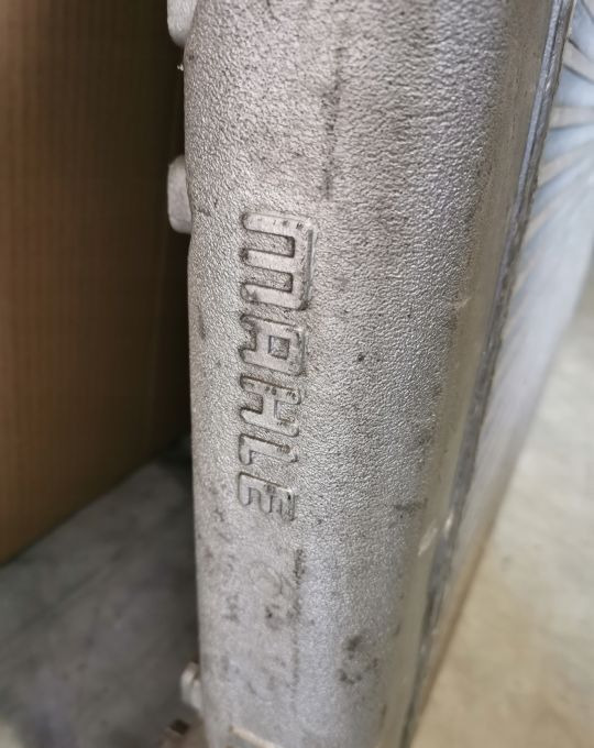 CHŁODNICA INTERCOOLER DAF XF 106 MAHLE 2125897 - Intercooler: obrázek 3 CHŁODNICA INTERCOOLER DAF XF 106 MAHLE 2125897 - Intercooler: obrázek 3