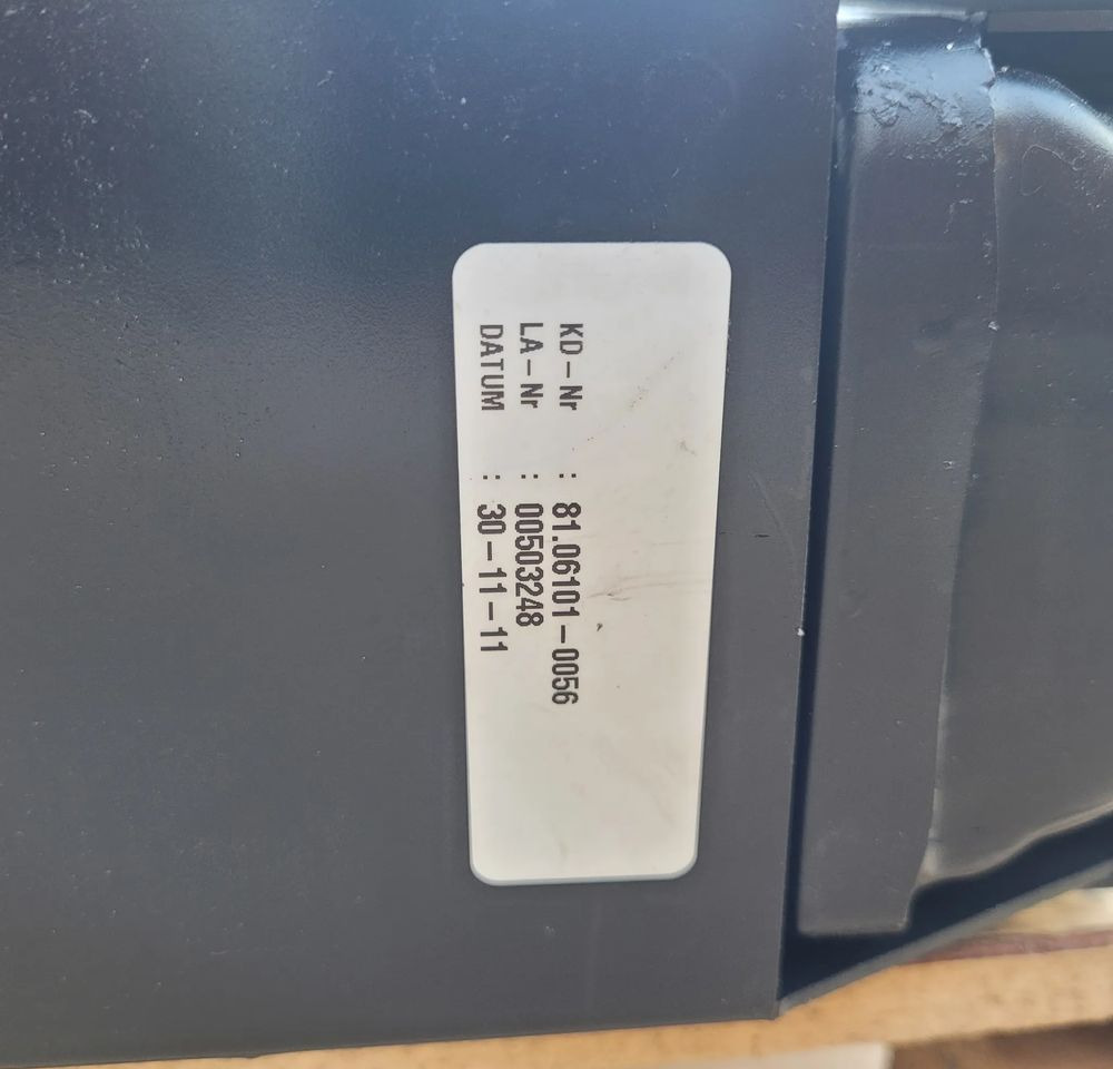 CHŁODNICA WODY MAN NOWY ORYGINAŁ 81.06101-0056 CHWALIM116 - Chladič pro Nákladní auto: obrázek 4 CHŁODNICA WODY MAN NOWY ORYGINAŁ 81.06101-0056 CHWALIM116 - Chladič pro Nákladní auto: obrázek 4