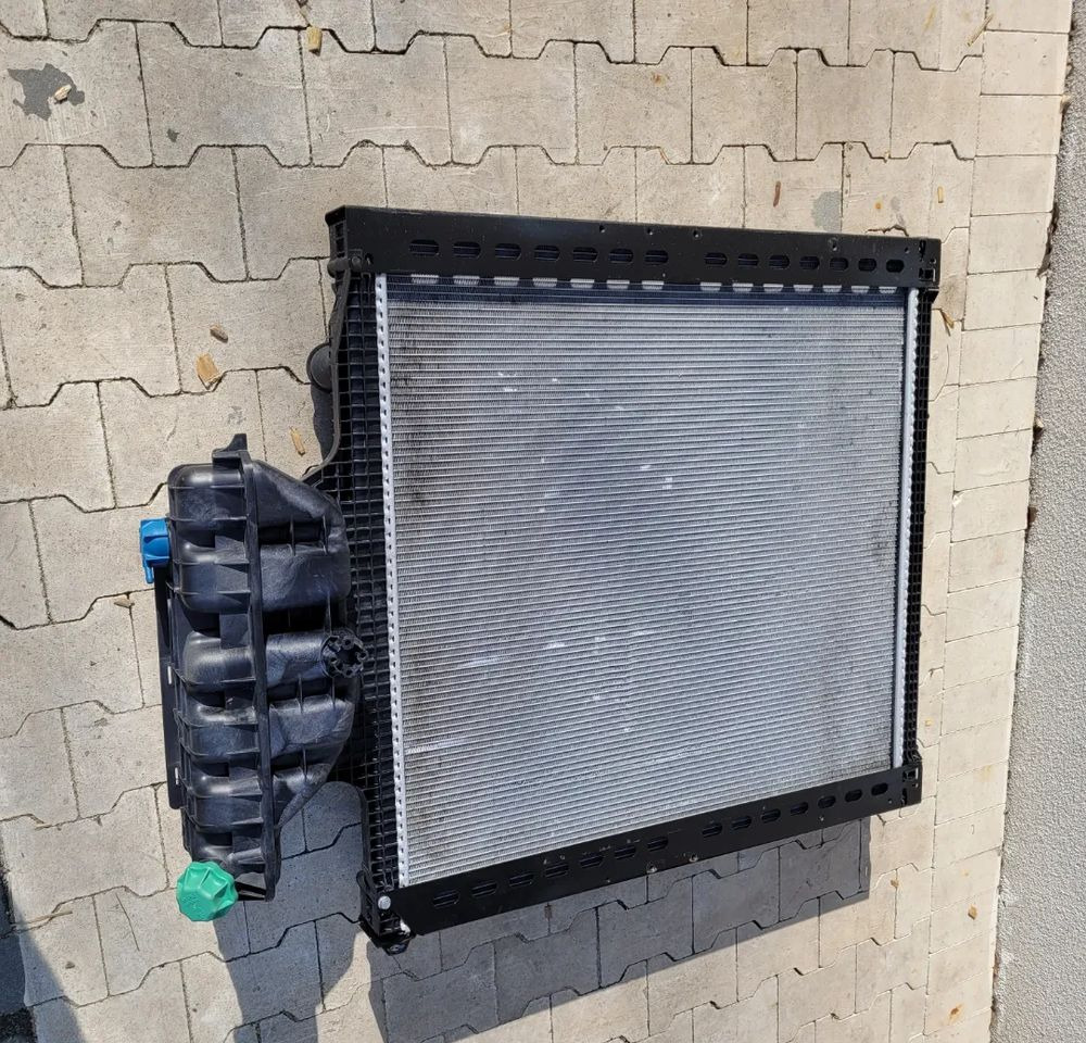 CHŁODNICA WODY MAN TG3 TGX 81.06100-6924 2022R. - Chladič pro Nákladní auto: obrázek 2 CHŁODNICA WODY MAN TG3 TGX 81.06100-6924 2022R. - Chladič pro Nákladní auto: obrázek 2