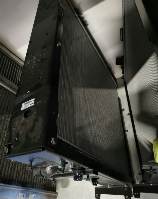 Chłodnice CHŁODNICA MAN TGS MEHLE 81.06100-6873 - Chladič pro Nákladní auto: obrázek 2 Chłodnice CHŁODNICA MAN TGS MEHLE 81.06100-6873 - Chladič pro Nákladní auto: obrázek 2