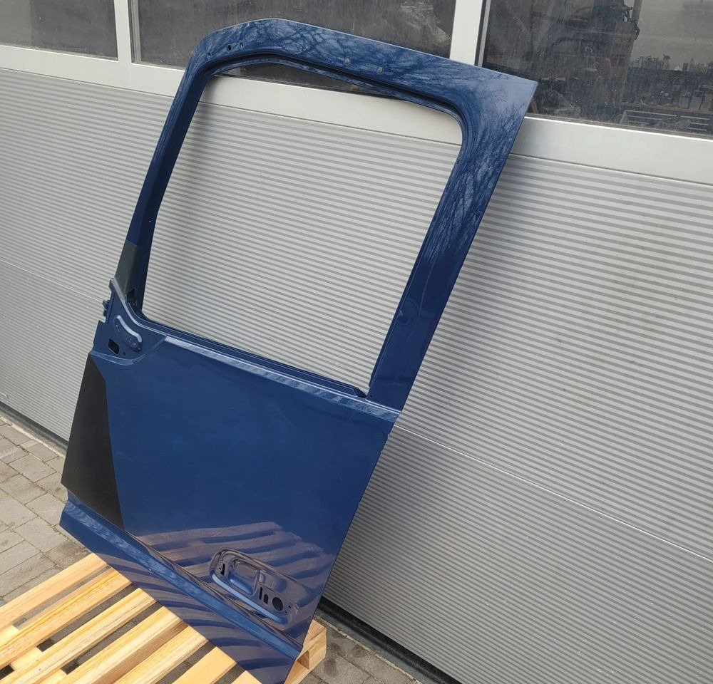 DRZWI LEWE VOLVO FH4 FH5 ORYGINAŁ CHWALIM116 - Dveře a díly pro Nákladní auto: obrázek 3 DRZWI LEWE VOLVO FH4 FH5 ORYGINAŁ CHWALIM116 - Dveře a díly pro Nákladní auto: obrázek 3