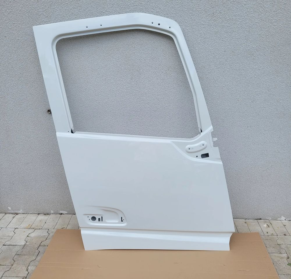 DRZWI PRAWE VOLVO FH4 ORYGINAŁ CHWALIM116 - Dveře a díly pro Nákladní auto: obrázek 1 DRZWI PRAWE VOLVO FH4 ORYGINAŁ CHWALIM116 - Dveře a díly pro Nákladní auto: obrázek 1