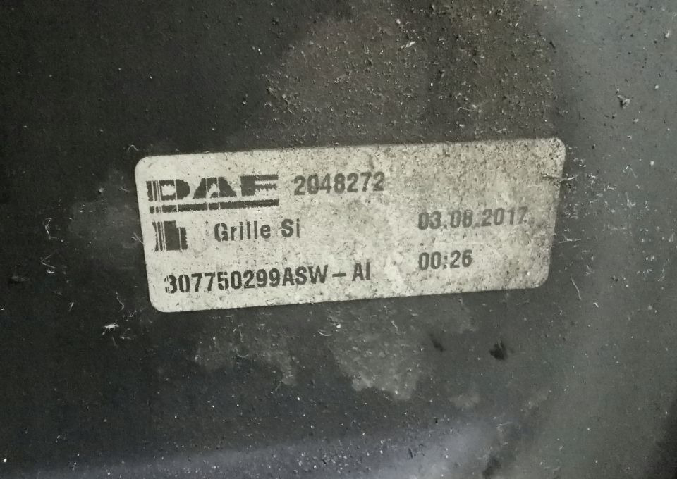 GRILL ATRAPA DAF XF 106 lift ORYGINAŁ 2048272 - Mřížka pro Nákladní auto: obrázek 4 GRILL ATRAPA DAF XF 106 lift ORYGINAŁ 2048272 - Mřížka pro Nákladní auto: obrázek 4