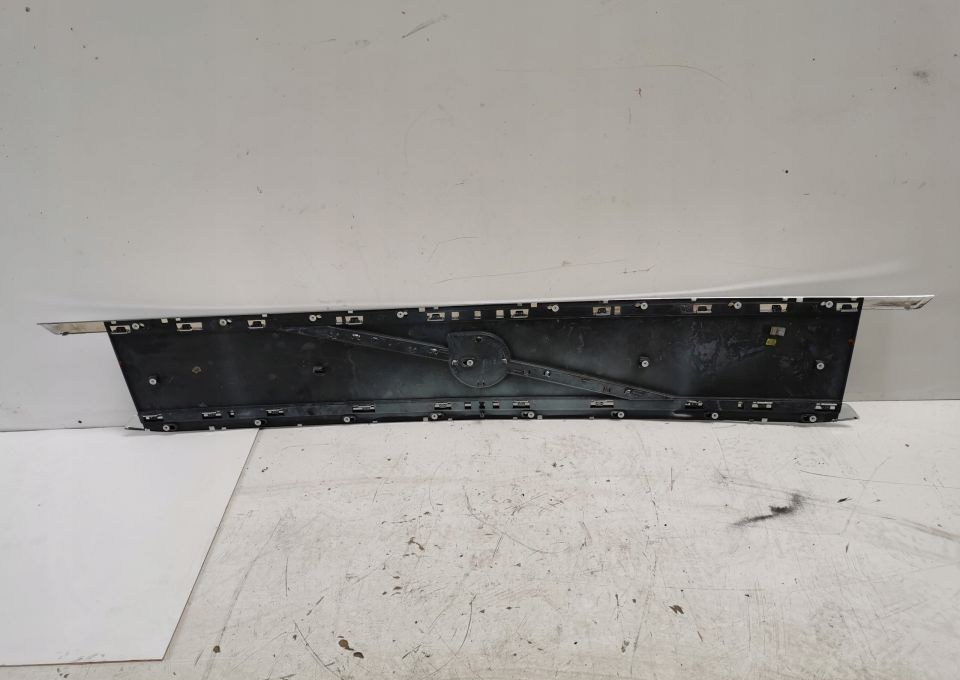 GRILL ATRAPA VOLVO FH 4 ORYGINAŁ CHROM - Mřížka pro Nákladní auto: obrázek 4 GRILL ATRAPA VOLVO FH 4 ORYGINAŁ CHROM - Mřížka pro Nákladní auto: obrázek 4