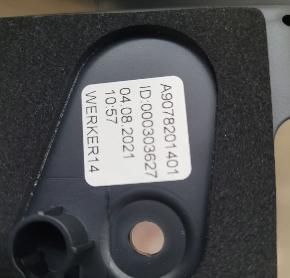 KAMERA TYL MERCEDES SPRINTER NOWY ORYGINAŁ A9079055107 - Karoserie a exteriér pro Nákladní auto: obrázek 3 KAMERA TYL MERCEDES SPRINTER NOWY ORYGINAŁ A9079055107 - Karoserie a exteriér pro Nákladní auto: obrázek 3