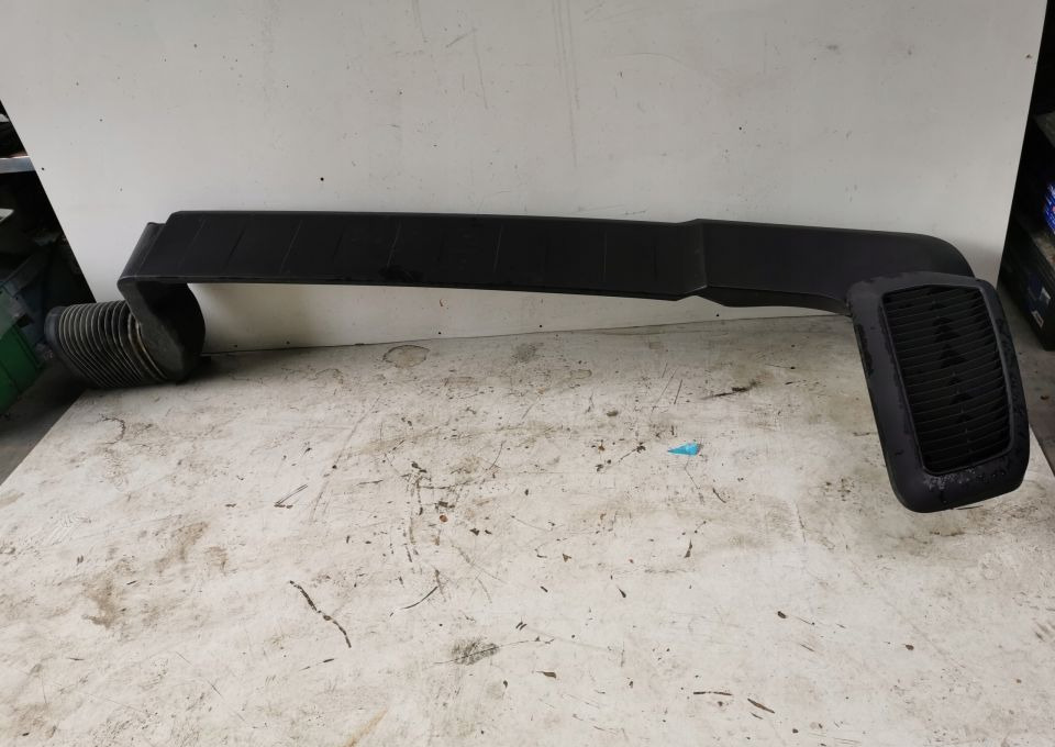 KOMIN MERCEDES ACTROS MP4 GIGA BDF A9605284508/003 - Vzdušný filtr pro Nákladní auto: obrázek 1 KOMIN MERCEDES ACTROS MP4 GIGA BDF A9605284508/003 - Vzdušný filtr pro Nákladní auto: obrázek 1