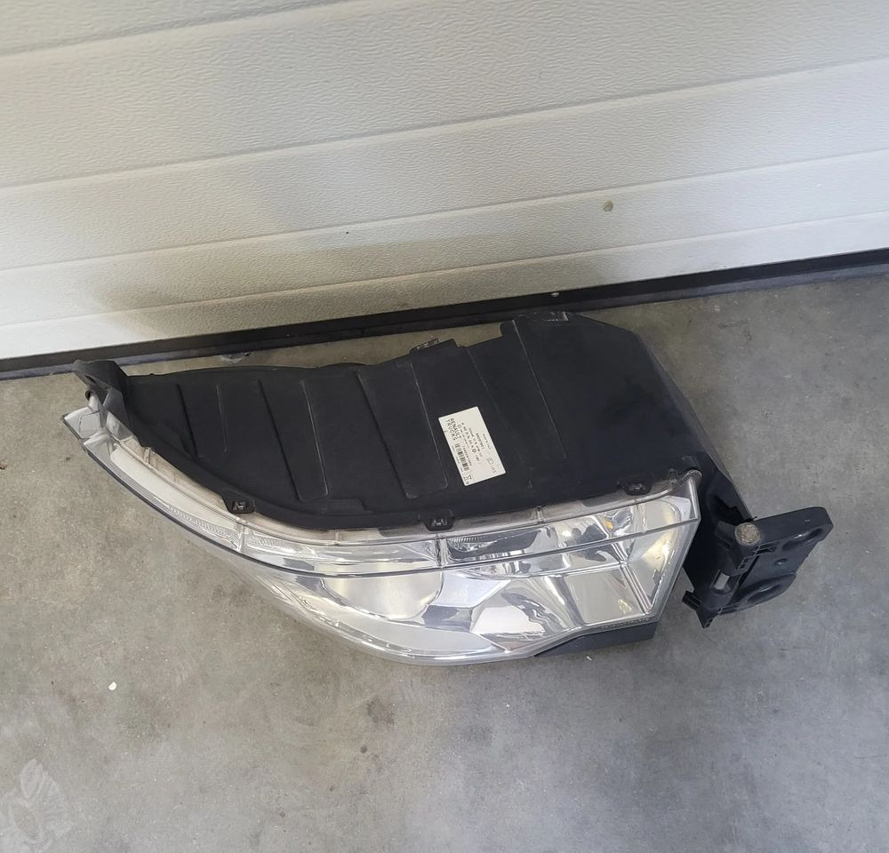 LAMPA LEWA RANGE T RENAULT LED OM 7482251329 - Světlo/ Osvětlení pro Nákladní auto: obrázek 2 LAMPA LEWA RANGE T RENAULT LED OM 7482251329 - Světlo/ Osvětlení pro Nákladní auto: obrázek 2