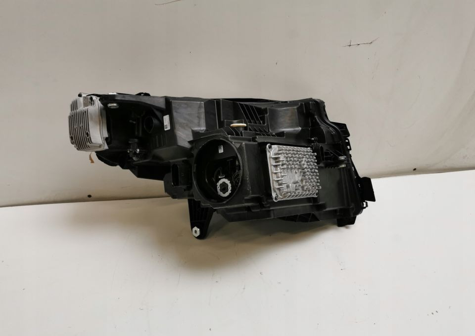 LAMPA MERCEDES EQC A 2939067700 ORYGINAŁ - Světlomet: obrázek 2 LAMPA MERCEDES EQC A 2939067700 ORYGINAŁ - Světlomet: obrázek 2