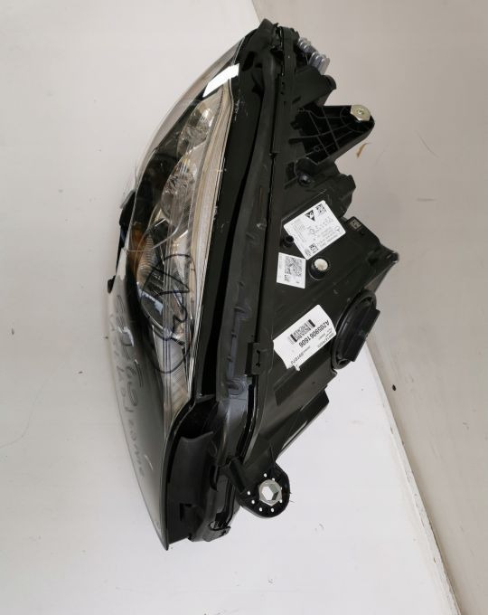 LAMPA PRZÓD MERCEDES C KLASA A 205 9061606 LIFT - Světlomet: obrázek 3 LAMPA PRZÓD MERCEDES C KLASA A 205 9061606 LIFT - Světlomet: obrázek 3