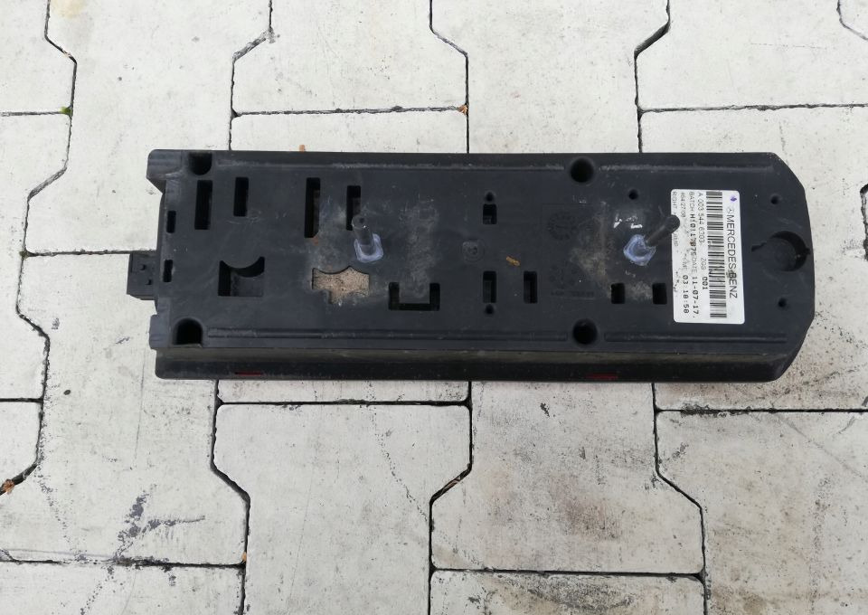 LAMPA TYLNA MERCEDES ACTROS MP4 - Zádní svítilna pro Nákladní auto: obrázek 2 LAMPA TYLNA MERCEDES ACTROS MP4 - Zádní svítilna pro Nákladní auto: obrázek 2