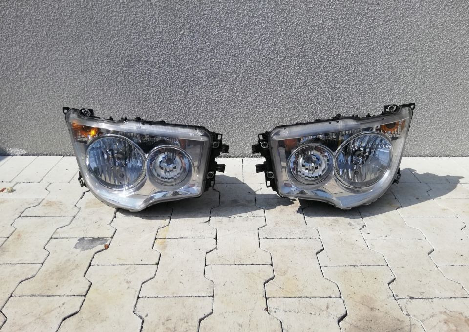 Lampy MERCEDES ACTROS Mp4 Antos ORYGINAŁ - Světlomet pro Nákladní auto: obrázek 1 Lampy MERCEDES ACTROS Mp4 Antos ORYGINAŁ - Světlomet pro Nákladní auto: obrázek 1