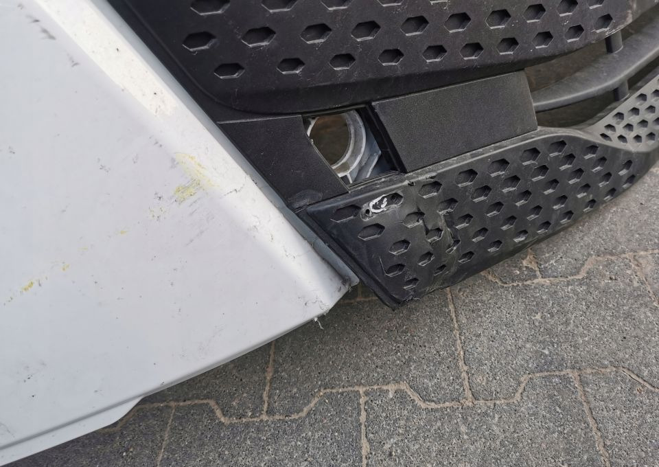 MASKA ATRAPA IVECO S WAY NOWY MODEL - Kapota pro Nákladní auto: obrázek 2 MASKA ATRAPA IVECO S WAY NOWY MODEL - Kapota pro Nákladní auto: obrázek 2
