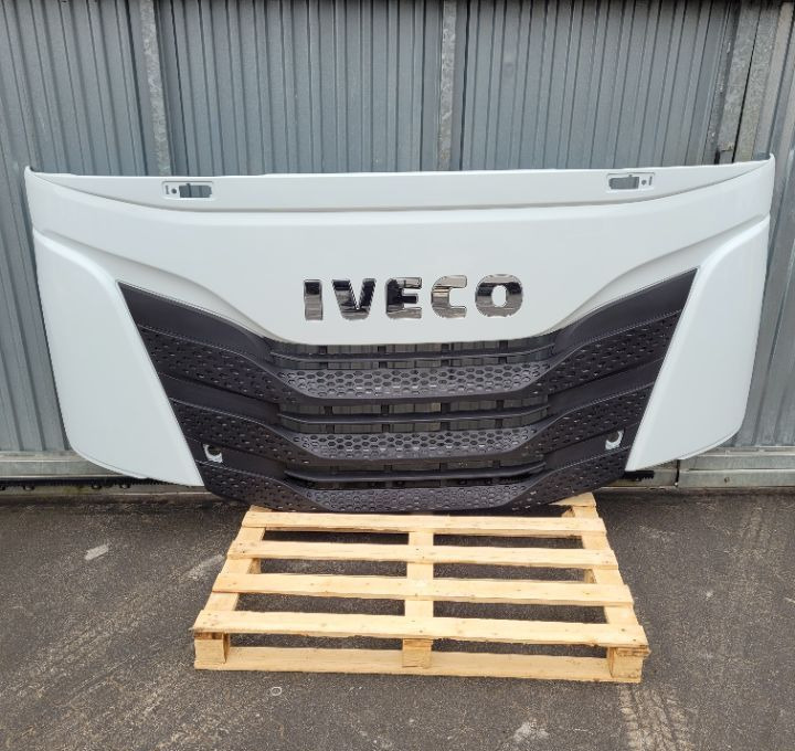 MASKA ATRAPA IVECO S WAY ORYGINAL NM. - Kapota pro Nákladní auto: obrázek 1 MASKA ATRAPA IVECO S WAY ORYGINAL NM. - Kapota pro Nákladní auto: obrázek 1