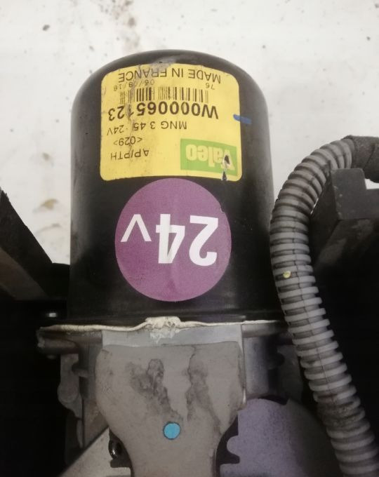 MECHANIZM WYCIERACZEK VOLVO FL EURO6 SPRAWNY - Stěrač pro Nákladní auto: obrázek 3 MECHANIZM WYCIERACZEK VOLVO FL EURO6 SPRAWNY - Stěrač pro Nákladní auto: obrázek 3