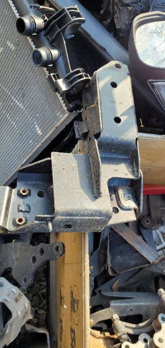 MOCOWANIE STOPNIA RENAULT RANGE T GAMA PRAWY - Stupátko pro Nákladní auto: obrázek 1 MOCOWANIE STOPNIA RENAULT RANGE T GAMA PRAWY - Stupátko pro Nákladní auto: obrázek 1