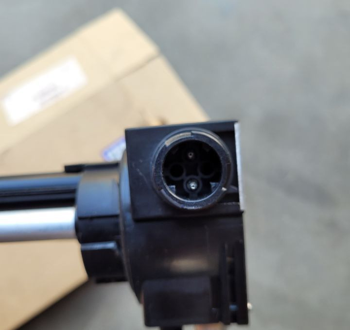 NOWY SMOK PALIWA VOLVO FH4 RANGE T OM 21714536 70CM - Palivový systém pro Nákladní auto: obrázek 3 NOWY SMOK PALIWA VOLVO FH4 RANGE T OM 21714536 70CM - Palivový systém pro Nákladní auto: obrázek 3