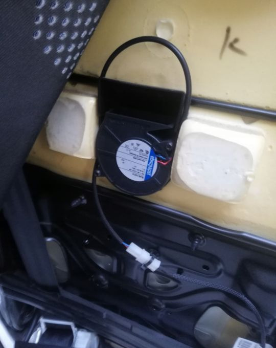 OPARCIE FOTEL DAF XF 106 - Sedaček pro Nákladní auto: obrázek 4 OPARCIE FOTEL DAF XF 106 - Sedaček pro Nákladní auto: obrázek 4