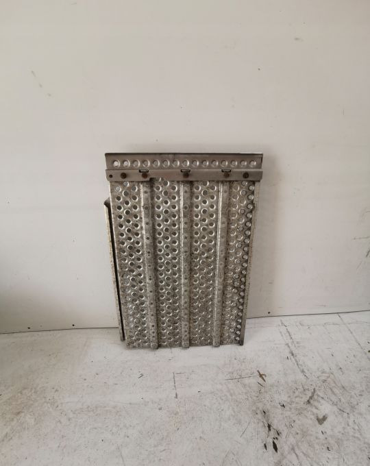 PODEST MERCEDES ACTROS MP4 - Stupátko pro Nákladní auto: obrázek 3 PODEST MERCEDES ACTROS MP4 - Stupátko pro Nákladní auto: obrázek 3