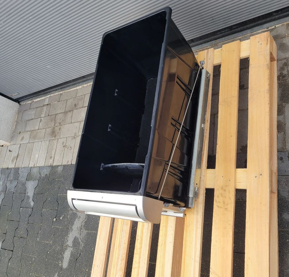 SCHOWEK BOX DAF XF 106 LIFT ORYGINAŁ CHWALIM116 - Kabina a interiér pro Nákladní auto: obrázek 2 SCHOWEK BOX DAF XF 106 LIFT ORYGINAŁ CHWALIM116 - Kabina a interiér pro Nákladní auto: obrázek 2