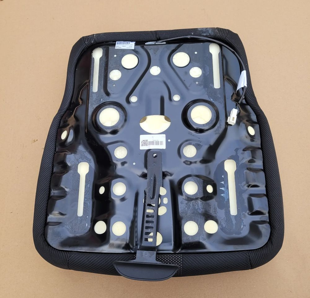 SIEDZISKO FOTELA DAF XF XG ORYGINAŁ CHWALIM116 - Sedaček pro Nákladní auto: obrázek 2 SIEDZISKO FOTELA DAF XF XG ORYGINAŁ CHWALIM116 - Sedaček pro Nákladní auto: obrázek 2