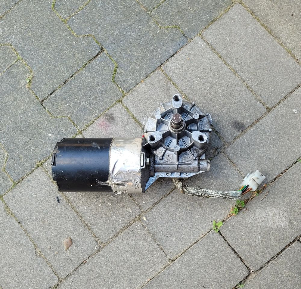 SILNICZEK WYCIERACZEK AUTOBUS DOGA CHWALIM116 - Stěrač pro Nákladní auto: obrázek 2 SILNICZEK WYCIERACZEK AUTOBUS DOGA CHWALIM116 - Stěrač pro Nákladní auto: obrázek 2