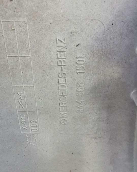 STOPNICA WŁAZ MERCEDES AXOR RH. Oryginał - Stupátko pro Nákladní auto: obrázek 2 STOPNICA WŁAZ MERCEDES AXOR RH. Oryginał - Stupátko pro Nákladní auto: obrázek 2