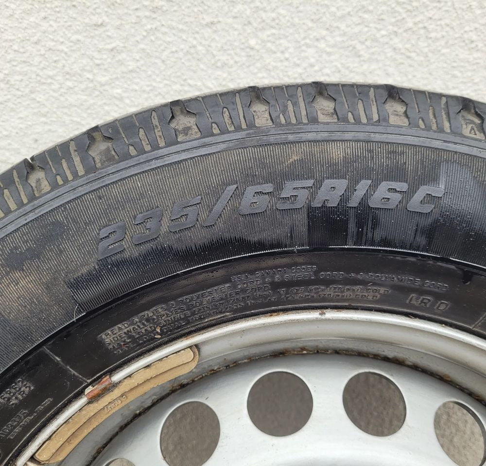 ZAPAS KOLO SPRINTER CRAFTER 235/65 R16C GOODYEAR - Kompletní kolo pro Dodávka: obrázek 5 ZAPAS KOLO SPRINTER CRAFTER 235/65 R16C GOODYEAR - Kompletní kolo pro Dodávka: obrázek 5