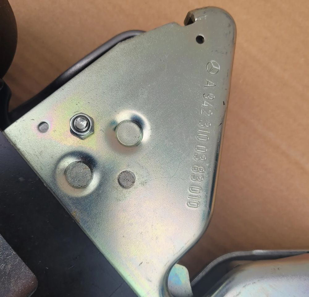 ZAWIESZENIE KABINY ZAMKI MERCEDES ATEGO A9423100383 NOWY ORYGINAŁ CHWALIM116 - Podvěs kabiny pro Nákladní auto: obrázek 3 ZAWIESZENIE KABINY ZAMKI MERCEDES ATEGO A9423100383 NOWY ORYGINAŁ CHWALIM116 - Podvěs kabiny pro Nákladní auto: obrázek 3