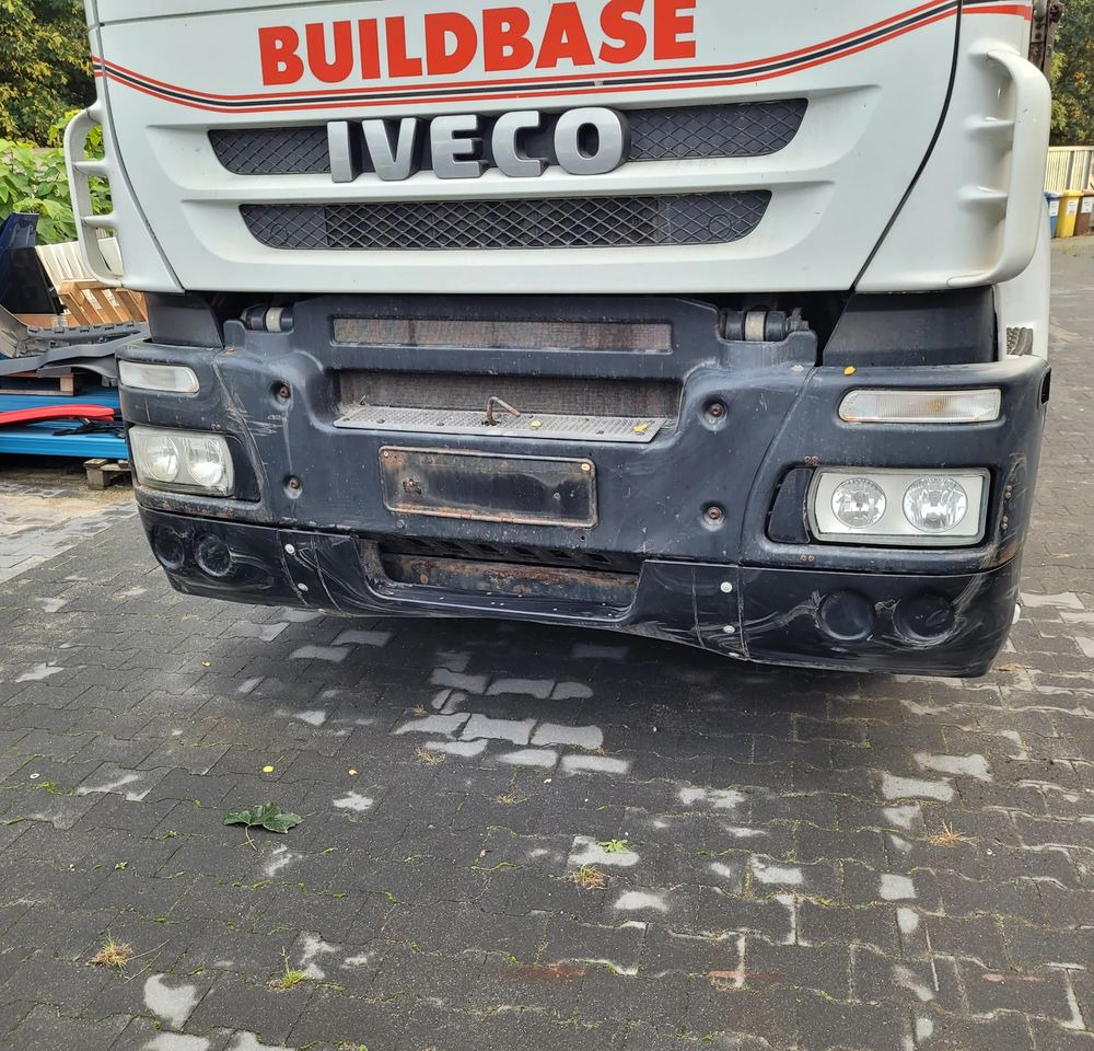 ZDERZAK IVECO TRAKKER STRALIS - Nárazník pro Nákladní auto: obrázek 1 ZDERZAK IVECO TRAKKER STRALIS - Nárazník pro Nákladní auto: obrázek 1