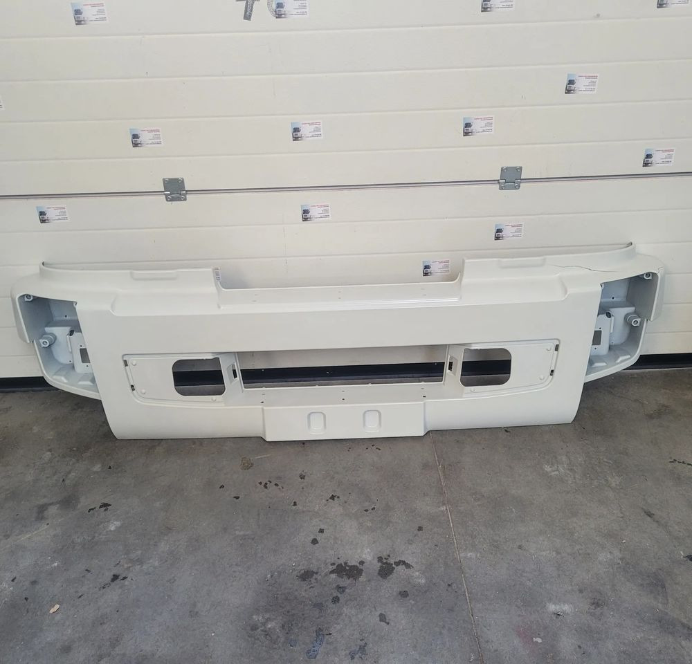 ZDERZAK ORYGINAŁ VOLVO FL WYSOKI 20958817 - Nárazník pro Nákladní auto: obrázek 1 ZDERZAK ORYGINAŁ VOLVO FL WYSOKI 20958817 - Nárazník pro Nákladní auto: obrázek 1