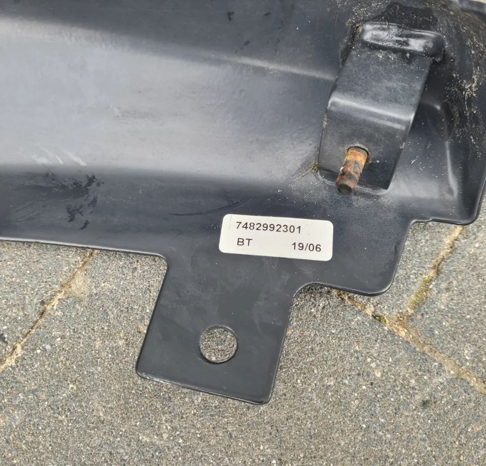 ZDERZAK VOLVO FL LEWY METALOWY 7482992301 - Karoserie a exteriér pro Nákladní auto: obrázek 3 ZDERZAK VOLVO FL LEWY METALOWY 7482992301 - Karoserie a exteriér pro Nákladní auto: obrázek 3