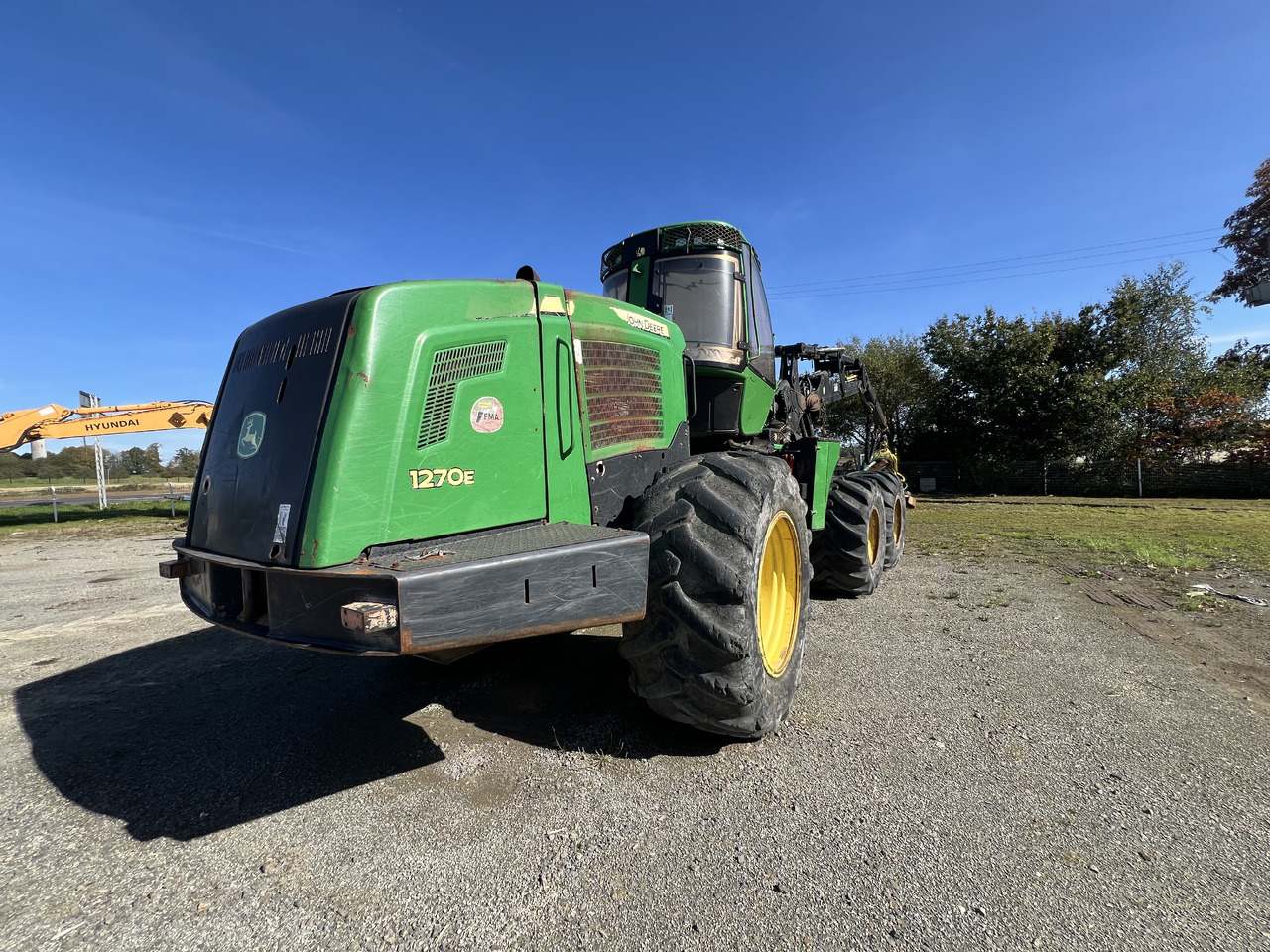 JOHN DEERE 1270E - Harvestor: obrázek 3 JOHN DEERE 1270E - Harvestor: obrázek 3