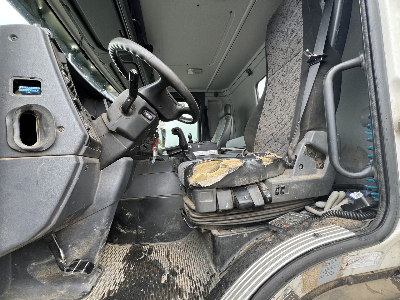 SCANIA 8x4 - Hákový nosič kontejnerů: obrázek 4 SCANIA 8x4 - Hákový nosič kontejnerů: obrázek 4