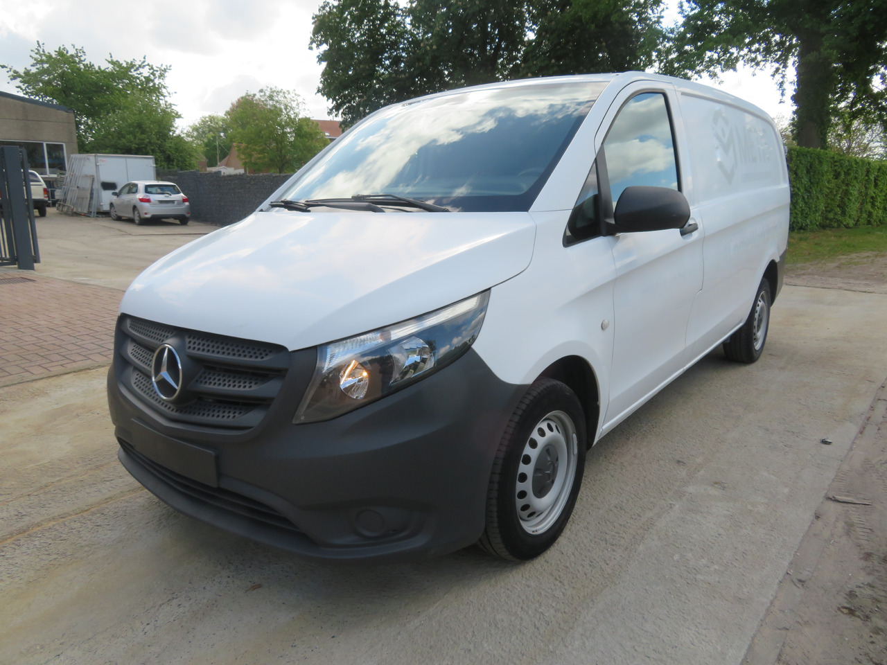 - Malá dodávka: obrázek 3 - Malá dodávka: obrázek 3