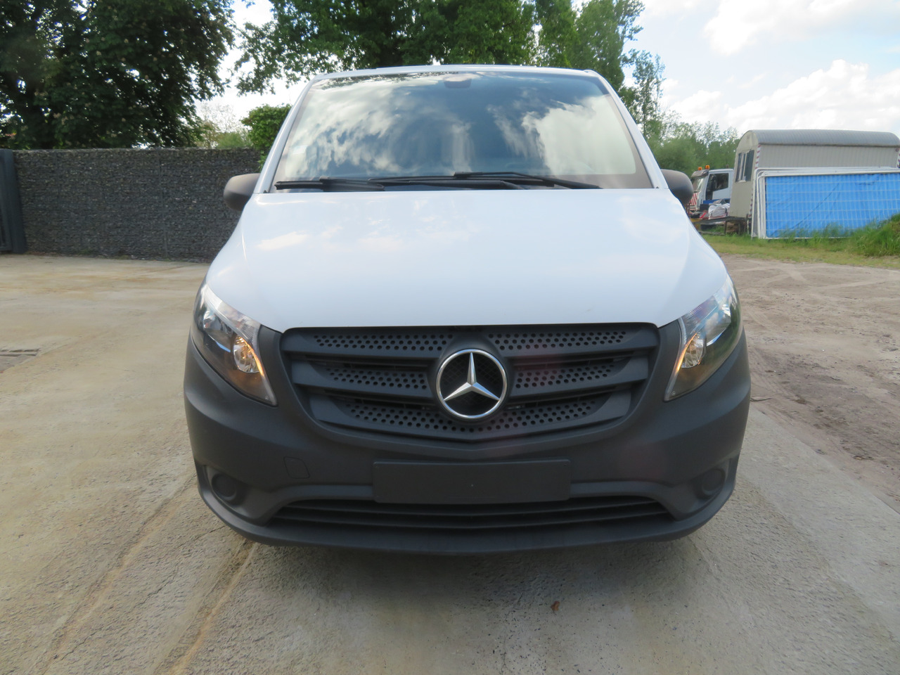 - Malá dodávka: obrázek 2 - Malá dodávka: obrázek 2